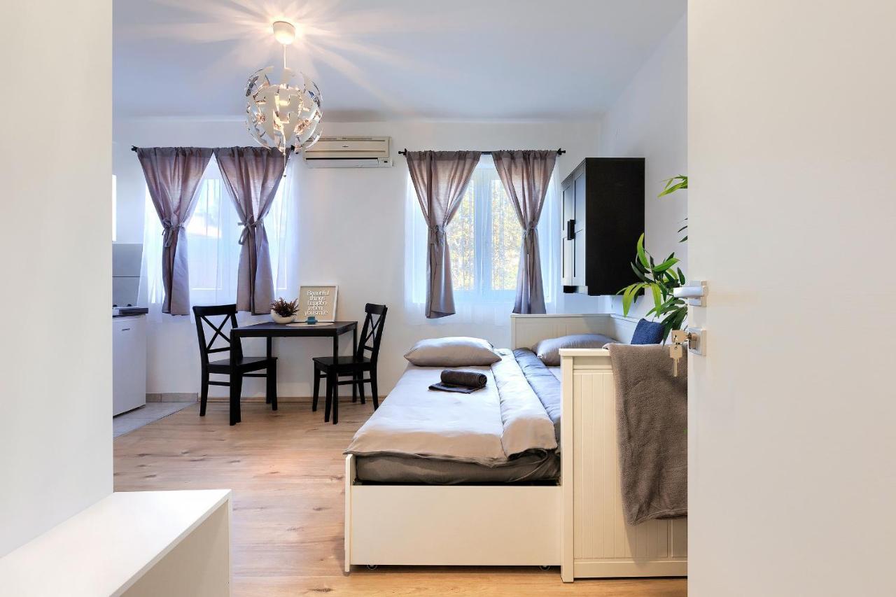 Monte Zaro Hostel Pula