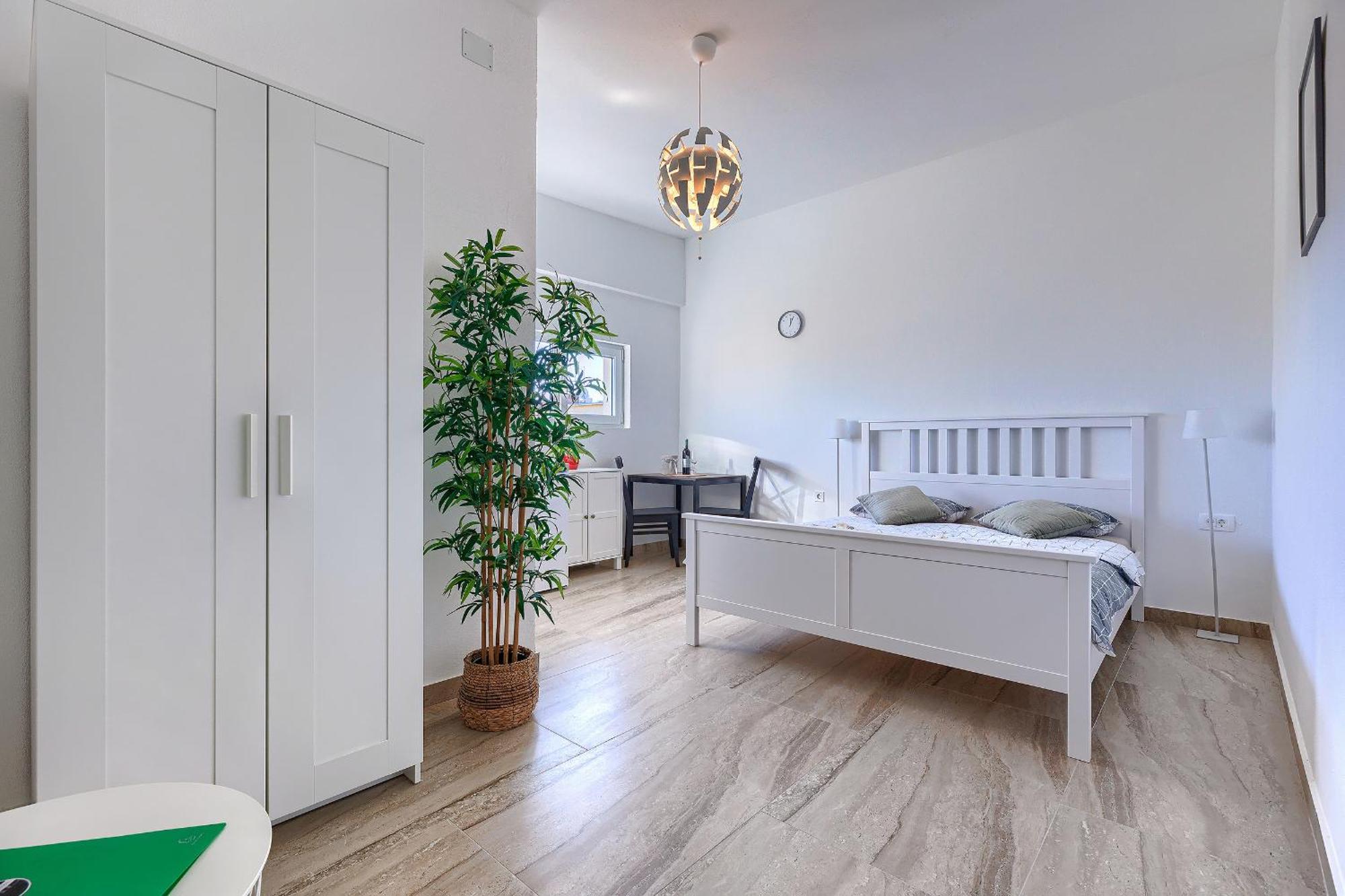 Hostel Monte Zaro *